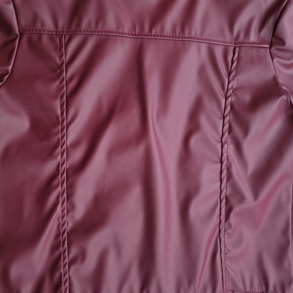 Elegant Burgundy Leather Jacket for Women - Picture 9 of 14